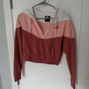 NIKE SIZE SMALL crop half zip sweatshirt with hoodie
